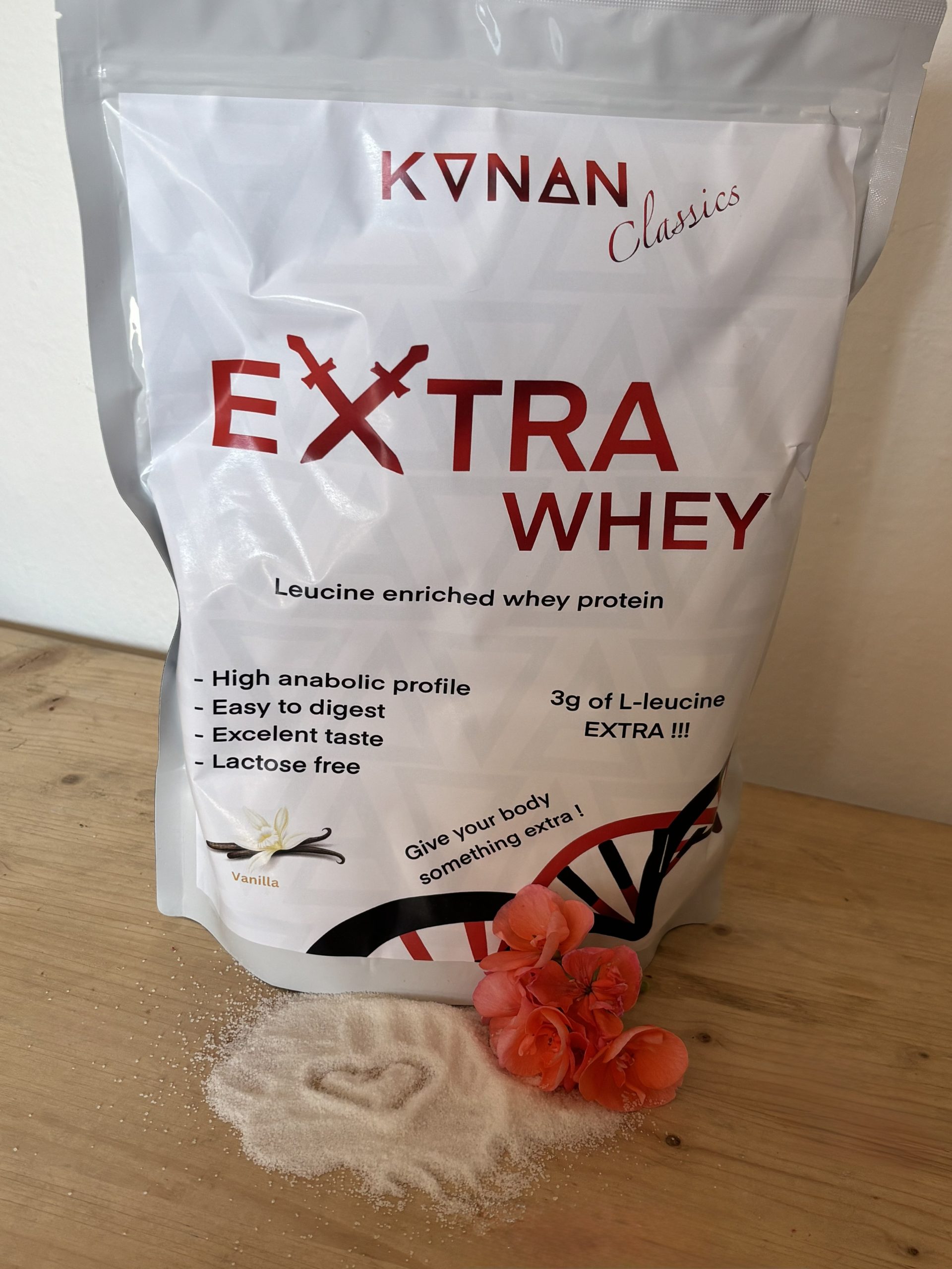 Srvátkový bezlaktozovy proteín KONAN Classics ExtraWhey, vanilka, 3g leucinu, beatin